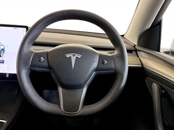 Tesla Model Y SUV 5dr Electric Auto RWD (346 ps)