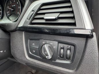 BMW 3 SERIES 2.0 320d M Sport Shadow Edition Touring 5dr Diesel Auto xDrive E