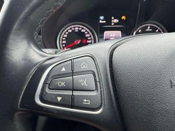 MERCEDES-BENZ C-CLASS 2.1 C220 BlueTEC SE Estate 5dr Diesel G-Tronic+ Euro 6 (s/s) (17