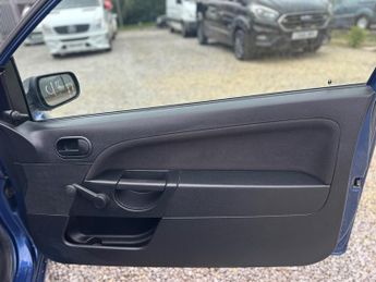 Ford Fiesta Van 1.4 TDCI 3dr