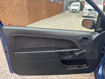 Ford Fiesta Van 1.4 TDCI 3dr
