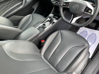 MG MG HS 1.5 T-GDI Trophy DCT Euro 6 (s/s) 5dr