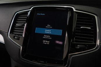 Volvo XC90 2.0 B6 MHEV R-Design Auto 4WD Euro 6 (s/s) 5dr