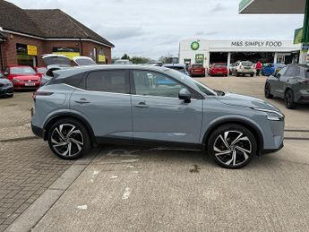 Nissan Qashqai 1.3 DIG-T MHEV Tekna+ SUV 5dr Petrol Hybrid XTRON Euro 6 (s/s) (