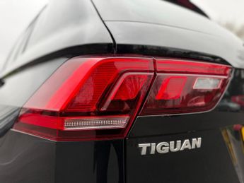 Volkswagen Tiguan 1.4 TSI SE Navigation DSG Euro 6 (s/s) 5dr