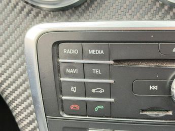 Mercedes-Benz A Class 1.5 A180d AMG Line (Premium) 7G-DCT Euro 6 (s/s) 5dr