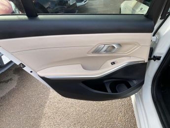 BMW 3 Series 2.0 320i M Sport Auto xDrive Euro 6 (s/s) 4dr