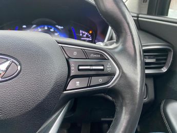 Hyundai Santa Fe 2.2 CRDi Premium SE Auto 4WD Euro 6 (s/s) 5dr 7 Seat
