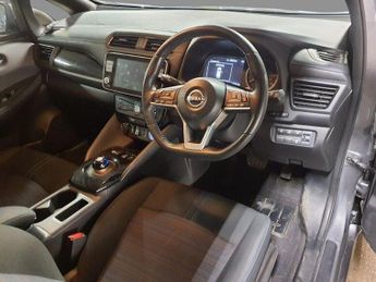 Nissan Leaf 39kWh N-Connecta Auto 5dr