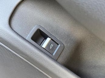 Audi A4 2.0 TDI ultra Sport S Tronic Euro 6 (s/s) 4dr