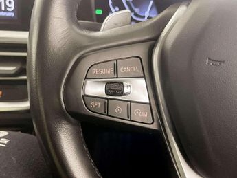 BMW 3 Series 2.0 330e 12kWh SE Pro Saloon 4dr Petrol Plug-in Hybrid Auto Euro