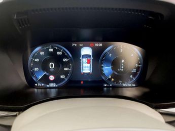 Volvo XC60 2.0 D4 Momentum Pro SUV 5dr Diesel Auto AWD Euro 6 (s/s) (190 ps