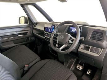Volkswagen ID. Buzz Cargo Pro 77kWh Commerce Plus Panel Van 5dr Electric Auto (204 ps)