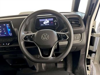 Volkswagen ID. Buzz Cargo Pro 77kWh Commerce Plus Panel Van 5dr Electric Auto (204 ps)
