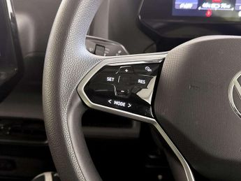 Volkswagen ID. Buzz Cargo Pro 77kWh Commerce Plus Panel Van 5dr Electric Auto (204 ps)