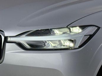 Volvo XC60 2.0 B5 MHEV Momentum Auto Euro 6 (s/s) 5dr