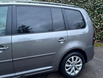 Volkswagen Touran 2.0 TDI Match DSG 5dr (7 Seats)