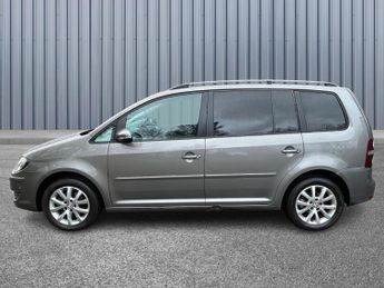 Volkswagen Touran 2.0 TDI Match DSG 5dr (7 Seats)