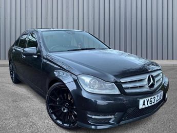 Mercedes C Class 2.1 C220 CDI AMG Sport Plus G-Tronic+ Euro 5 (s/s) 4dr
