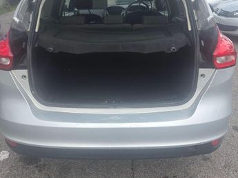 Ford Focus 1.6 TDCi Zetec Euro 5 (s/s) 5dr