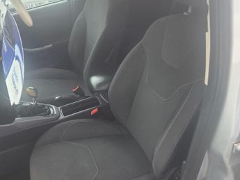 Ford Focus 1.6 TDCi Zetec Euro 5 (s/s) 5dr