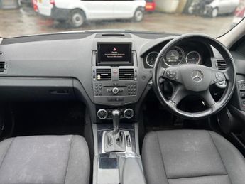 Mercedes-Benz C Class 2.1 C220 CDI BlueEfficiency Executive SE Auto Euro 5 4dr