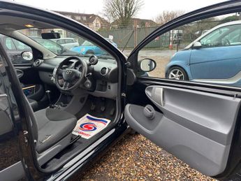 Toyota AYGO 1.0 VVT-i Black Euro 4 3dr