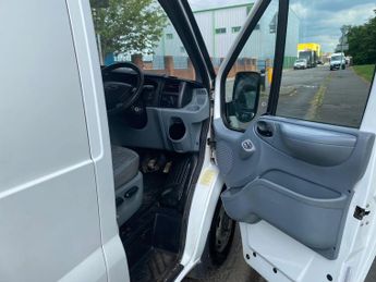 Ford Transit 2.2 TDCi 260 FWD L1 H1 5dr