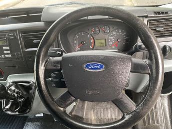 Ford Transit 2.2 TDCi 260 FWD L1 H1 5dr