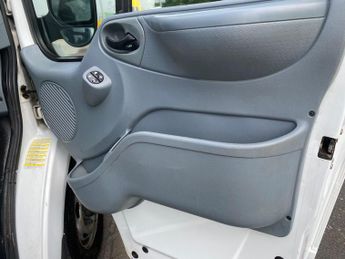 Ford Transit 2.2 TDCi 260 FWD L1 H1 5dr