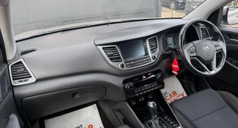 Hyundai TUCSON 2.0 CRDi SE Nav Auto 4WD Euro 6 5dr