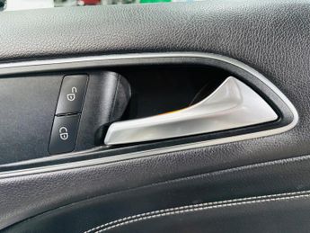 Mercedes-Benz B Class 1.5 B180 CDI Sport 7G-DCT Euro 5 (s/s) 5dr