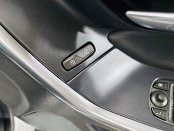 Volvo XC60 2.4 D4 SE Lux Nav Auto AWD Euro 6 (s/s) 5dr