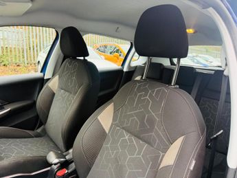 Peugeot 2008 1.6 e-HDi Active EGC Euro 5 (s/s) 5dr