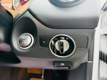 Mercedes-Benz A Class 1.6 A180 Sport Hatchback 5dr Petrol 7G-DCT Euro 6 (s/s) (122 ps)