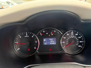 Kia Carens 1.7 CRDi 2 DCT Euro 6 (s/s) 5dr