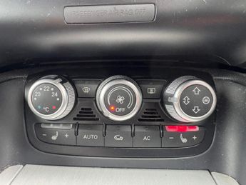 Audi TT 2.0 TFSI Black Edition S Tronic quattro Euro 5 (s/s) 3dr