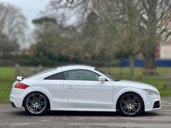 Audi TT 2.0 TFSI Black Edition S Tronic quattro Euro 5 (s/s) 3dr