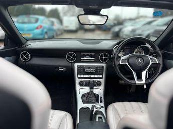 Mercedes-Benz SLK 1.8 SLK200 BlueEfficiency AMG Sport G-Tronic+ Euro 5 (s/s) 2dr