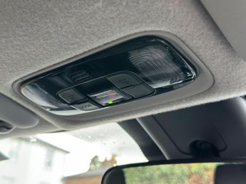 Toyota Yaris 1.5 VVT-h Icon E-CVT Euro 6 (s/s) 5dr