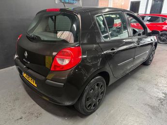Renault Clio 1.2 16v Extreme 5dr