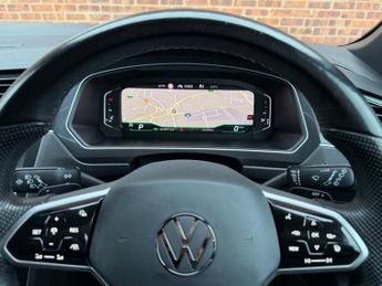 Volkswagen Tiguan 1.5 TSI R-Line DSG Euro 6 (s/s) 5dr