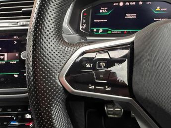 Volkswagen Tiguan 1.5 TSI R-Line DSG Euro 6 (s/s) 5dr