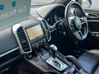 Porsche Cayenne 3.0 TD V6 TiptronicS 4WD Euro 6 (s/s) 5dr
