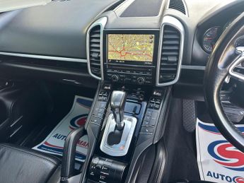 Porsche Cayenne 3.0 TD V6 TiptronicS 4WD Euro 6 (s/s) 5dr