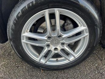 Porsche Cayenne 3.0 TD V6 TiptronicS 4WD Euro 6 (s/s) 5dr