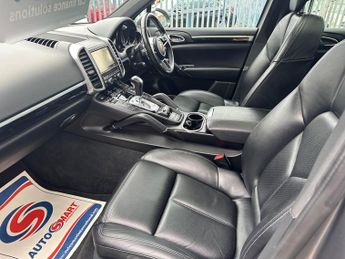 Porsche Cayenne 3.0 TD V6 TiptronicS 4WD Euro 6 (s/s) 5dr