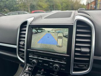 Porsche Cayenne 3.0 TD V6 TiptronicS 4WD Euro 6 (s/s) 5dr