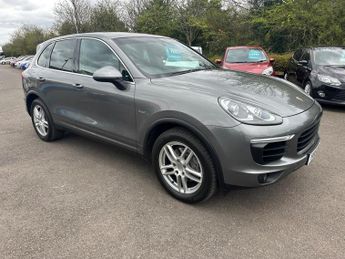 Porsche Cayenne 3.0 TD V6 TiptronicS 4WD Euro 6 (s/s) 5dr