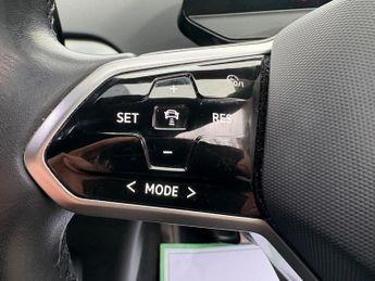 Volkswagen ID.4 Pure 52kWh Life Auto 5dr